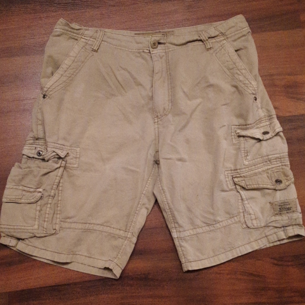 Plugg Cargo Shorts